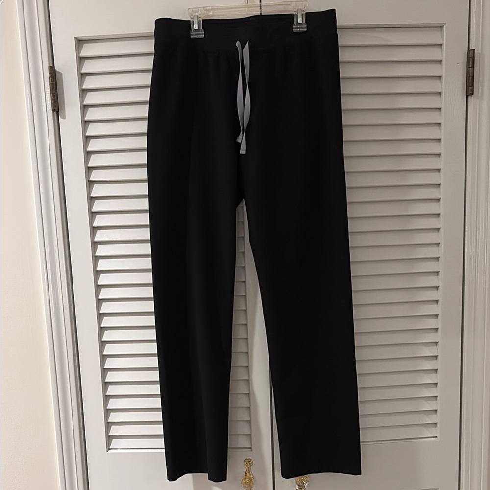 Women's Figs Black Scrub Drawstring Pants